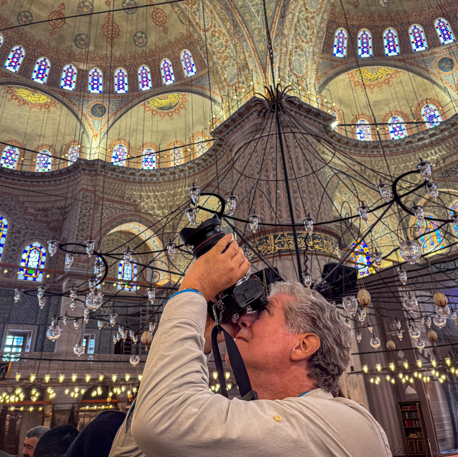 Shooting Up in Istanbul, Türkiye