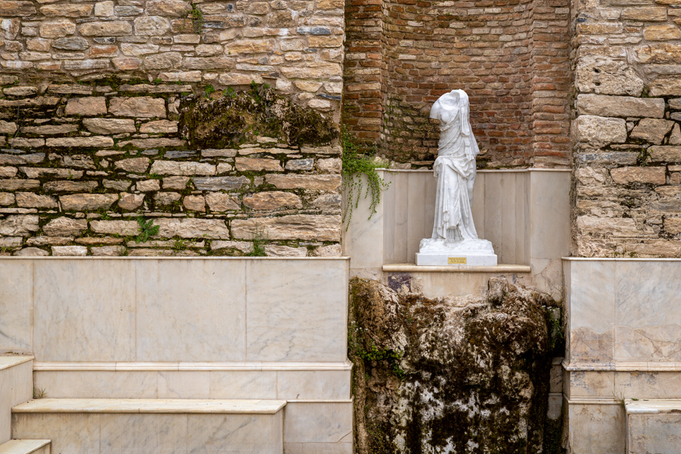Bath Art in Stratonikeia, Türkiye