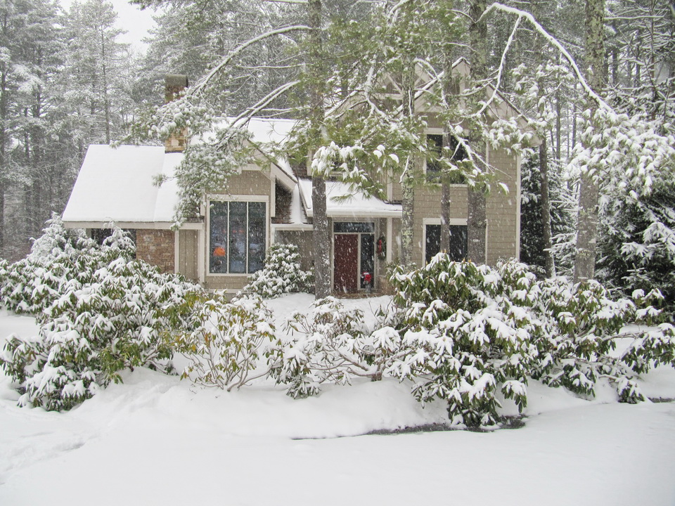 Shelter in Highlands, North Carolina