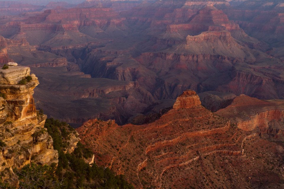 Sunrise Rocks in Grand Canyon, Arizona