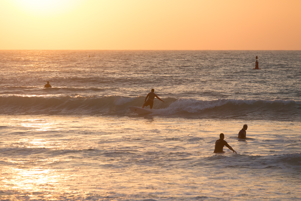 Arabian Gulf Surfing
