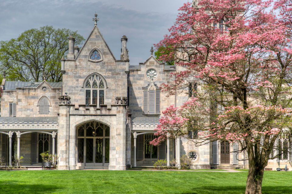 Lyndhurst in Spring