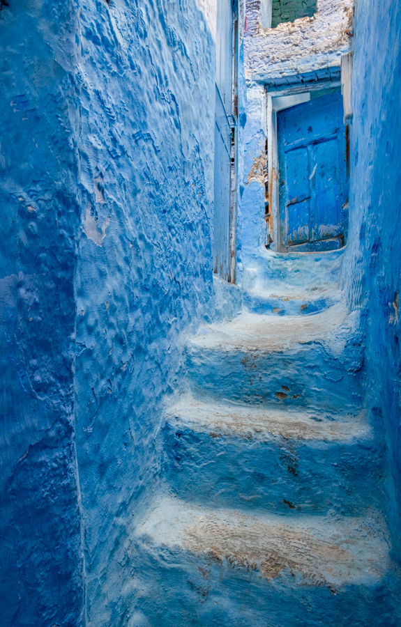Narrow Entry