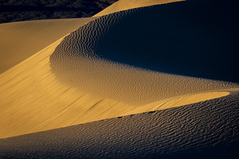 Light and Curves