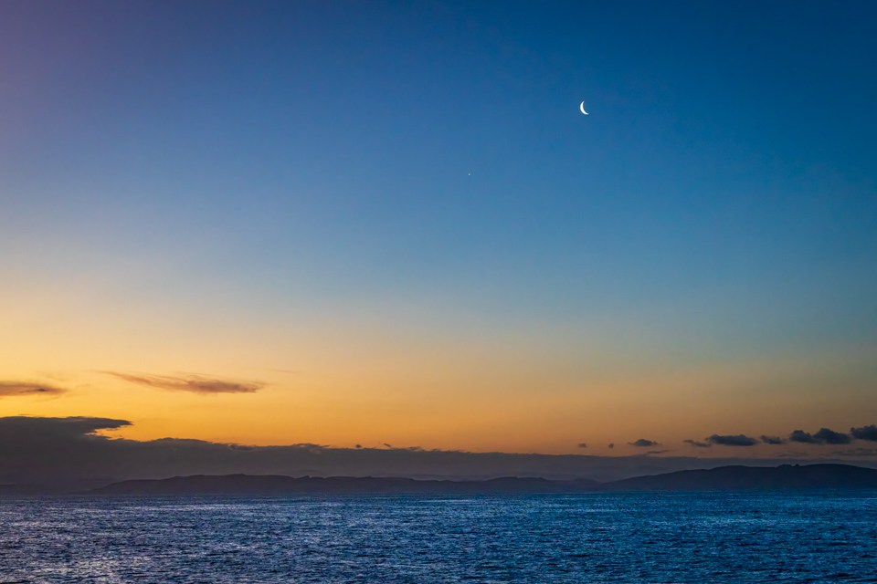 Sea Moon